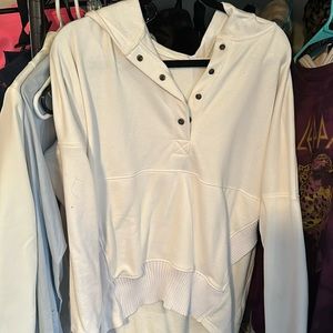 Bucketlist White oversized hoodie size small